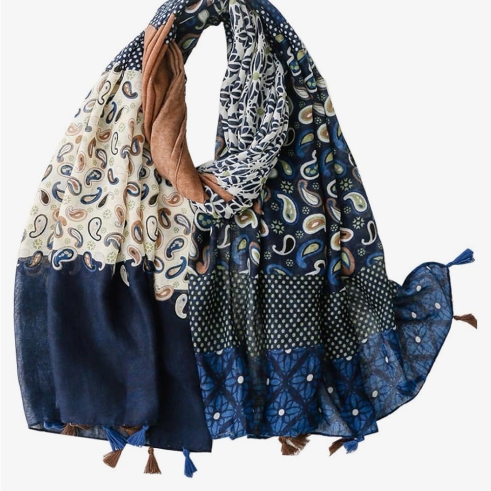 NWT Paisley and Floral Patterned Scarf - Blue and Cream